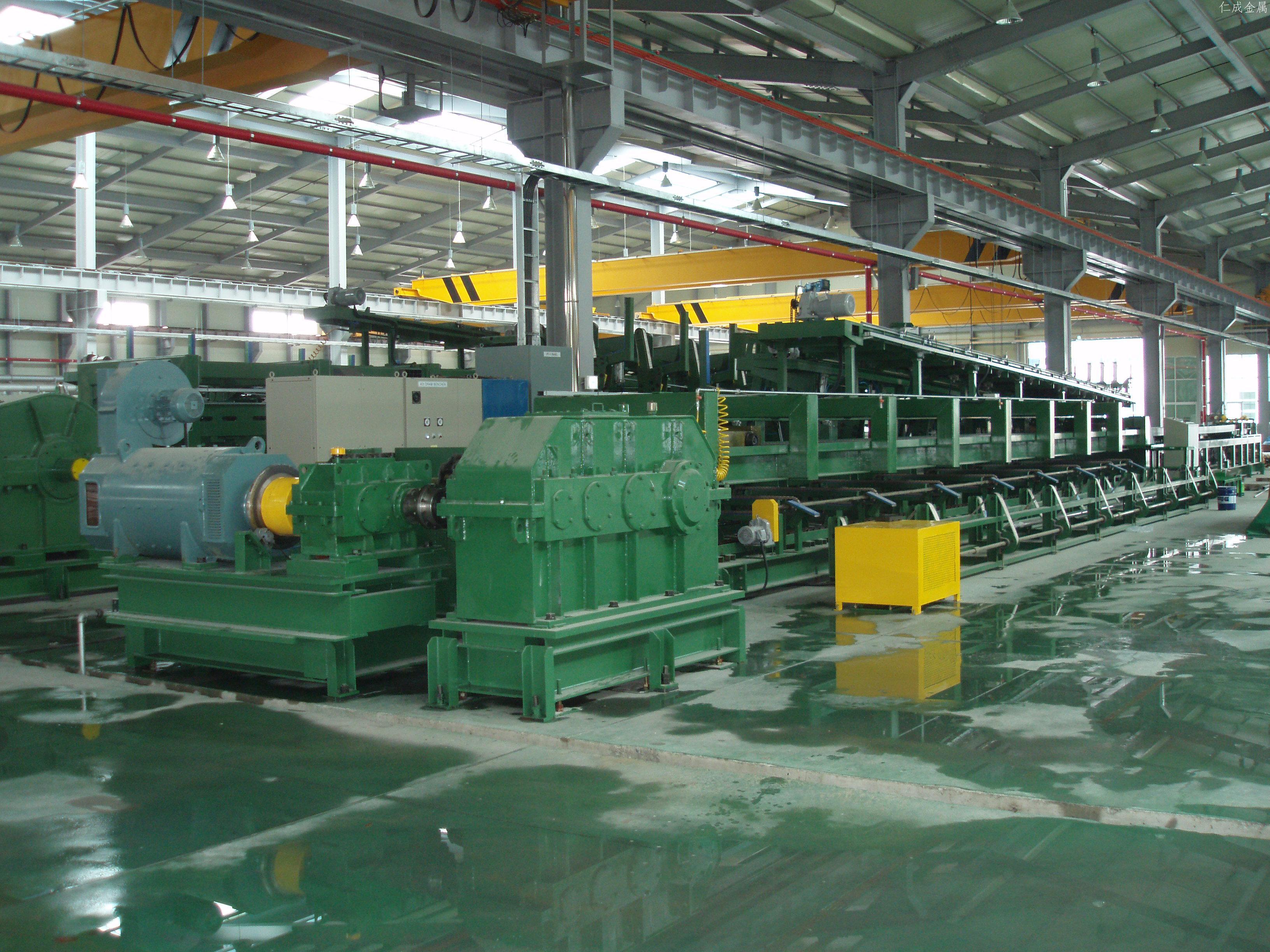 精密鋼管拉拔機(jī).