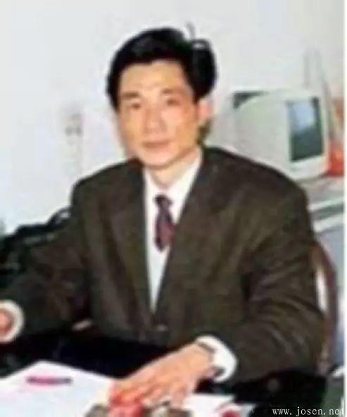 （曾經(jīng)風華正茂的戴國芳）